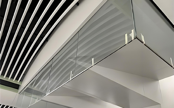 西吉玻璃挡烟垂壁