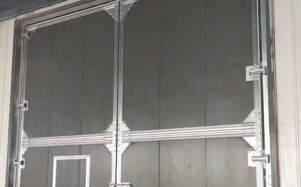 西吉兰州厂房西吉工业门选购与使用指南：打造高效安全的生产环境